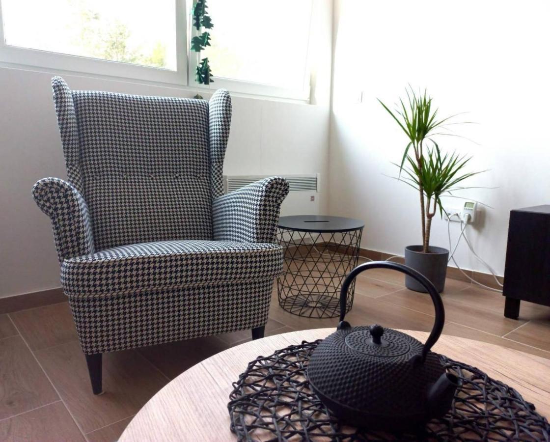 Apartman Nana Divcibare Bagian luar foto