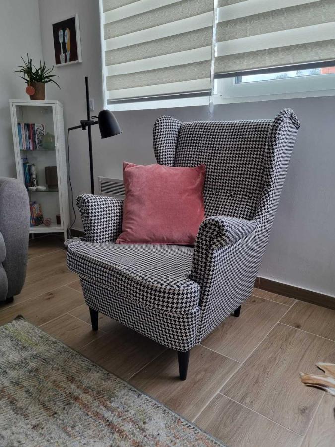 Apartman Nana Divcibare Bagian luar foto